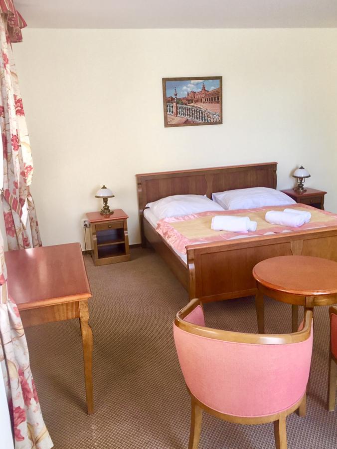 Rezidence Goethe Hotel Eagle Маріанські Лазні Екстер'єр фото